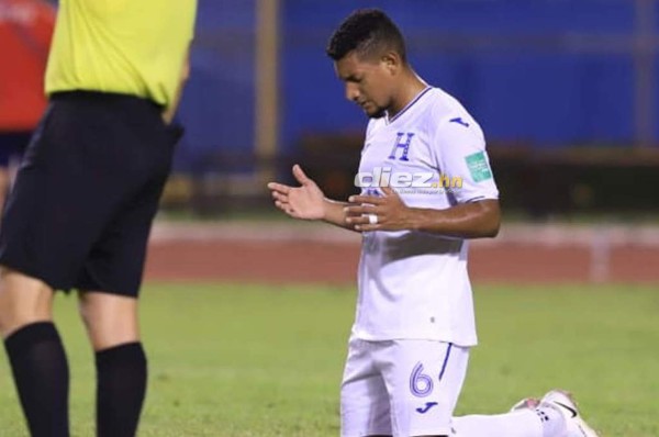 Con notables variantes: el 11 titular de Honduras para buscar el milagro esta noche ante Costa Rica