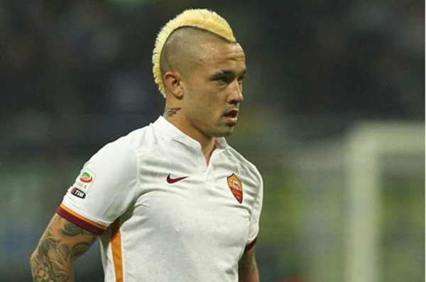 En fotos: Los futbolistas que se han teñido el pelo de rubio