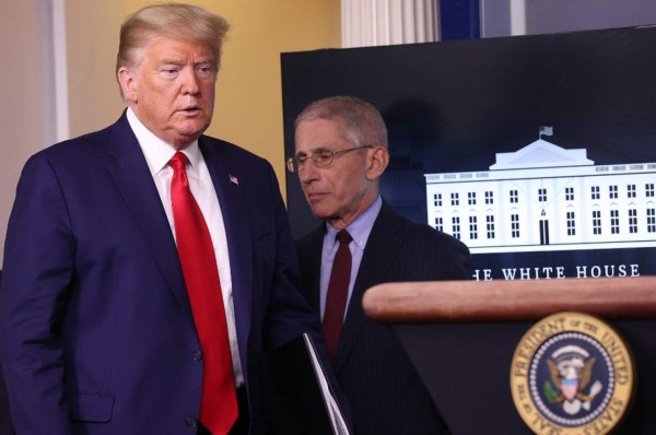 Donald Trump advierte que las próximas dos semanas serán 'muy, muy difíciles' por coronavirus