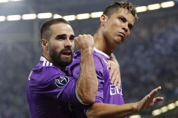 Dani Carvajal sorprende disfrutando de sus vacaciones en Costa Rica