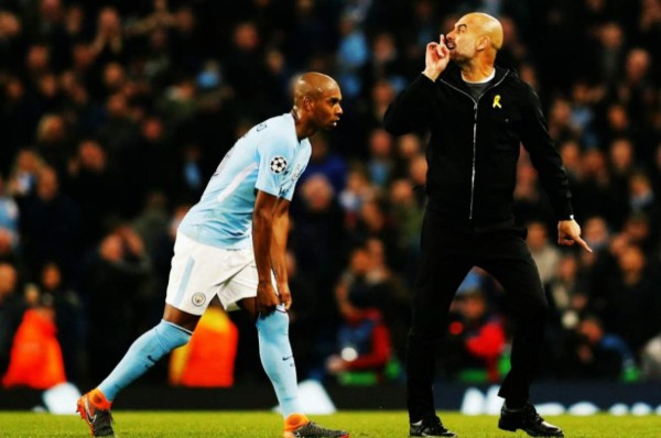 La bronca de Pep Guardioa y el árbitro lo manda a las gradas