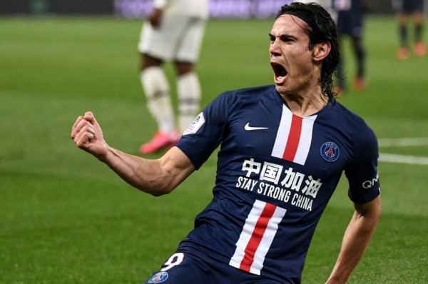 Cavani no descarta seguir en el PSG la próxima temporada