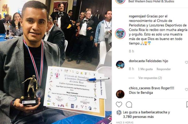 Roger Rojas es premiado como mejor goleador por prensa deportiva de Costa Rica
