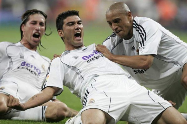 La vida de 'La Perla' Reyes, el ex del Real Madrid que compartió con figura hondureña