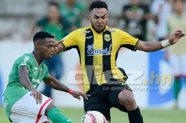 Danilo Tobías se quejó del estado de la cancha del Yankel Rosenthal