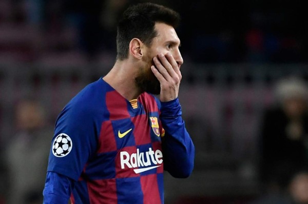 No viste en TV: La impotencia de Messi y Vidal se derrumba tras empatar contra Slavia Praga