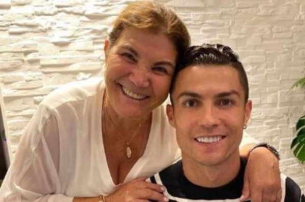 ¿Por qué Dolores Aveiro, madre de Cristiano Ronaldo, tiene prohibido asistirir a sus juegos importantes?&nbsp;&nbsp;