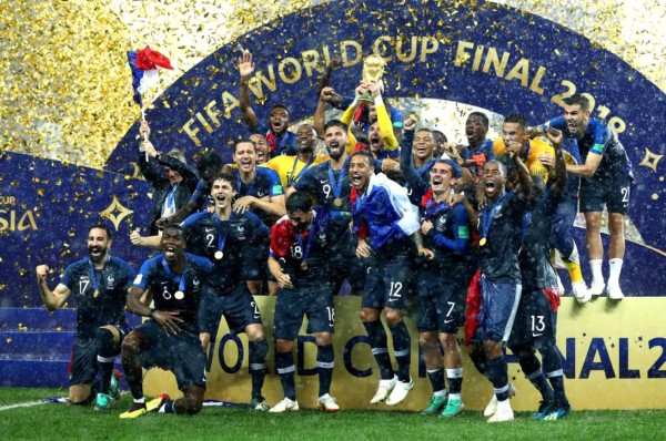 Campeón del mundo con Francia, despedido y sin salario, suma siete partidos en los últimos dos años