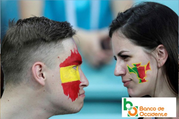 El espectacular ambiente del Portugal - España en Sochi