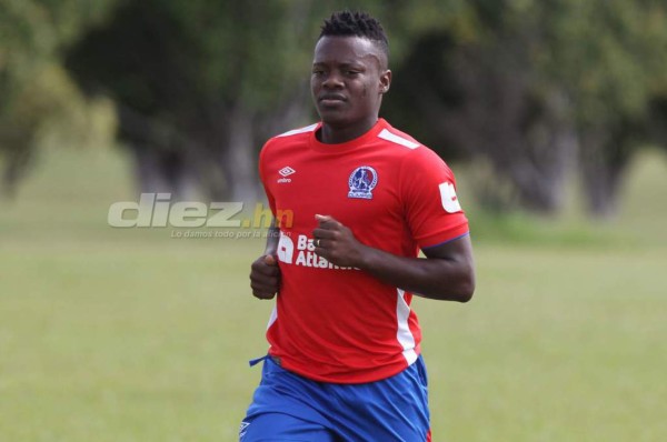 ¡Vaya lujo! Este sería el otro 11 titular de Pedro Troglio en el Olimpia