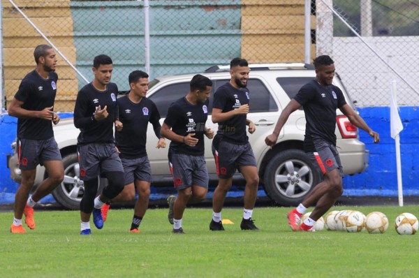 Jorge Álvarez: 'La gente está emocionada porque el Olimpia regresa al Nacional'