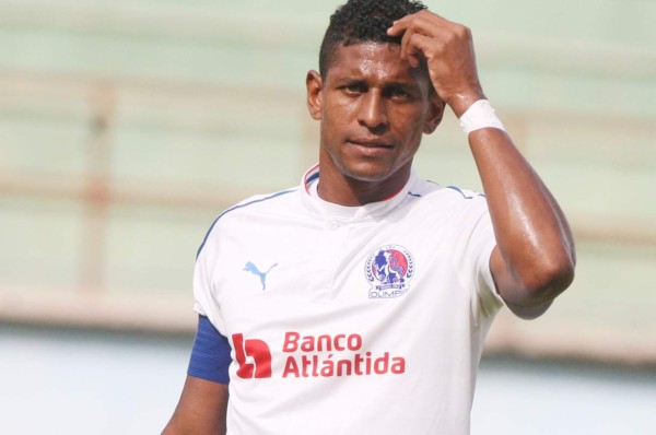Carlo Costly es duda para juego ante el Alajuelense