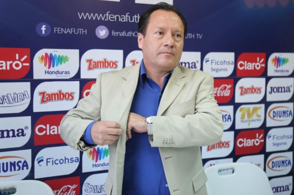 Comisión de Disciplina cita a Pedro Rebollar para declarar