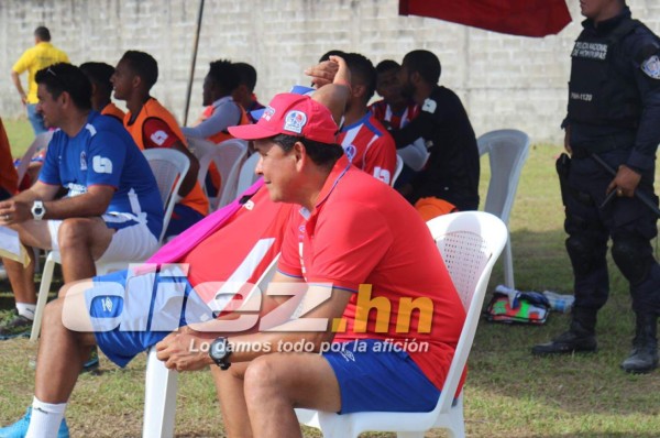 ¡Locura total! Las curiosas imágenes que nos dejó el Galaxy-Olimpia en Roatán
