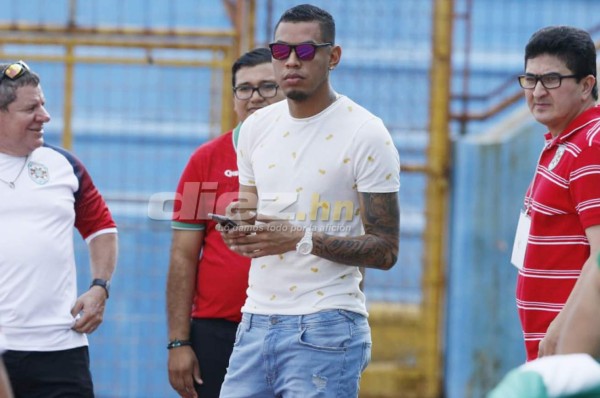 Denovan Torres explica por qué no ha estado defendiendo la portería del Marathón