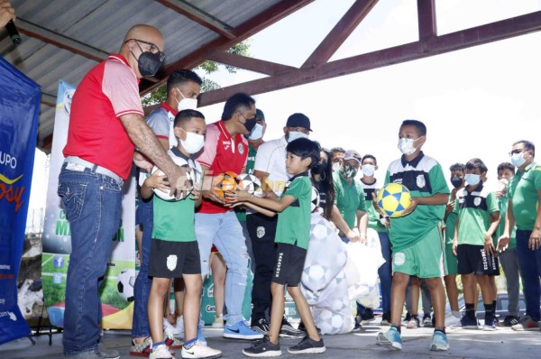 Belleza, fichajes y el nuevo cuerpo técnico: Así fue la presentación de la nueva plantilla del Marathón
