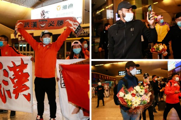 Futbolistas del Wuhan regresan a casa luego de tres meses de ausencia y son recibidos como héroes