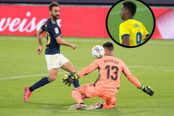 Cádiz pierde ante Osasuna en el debut de Liga Española y 'Choco' Lozano ingresó hasta el 77