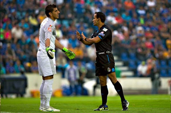 Los rituales más extravagantes que se han visto en el fútbol