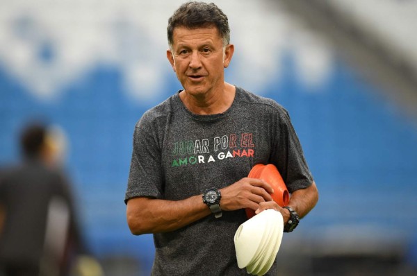 Las curiosidades que se vieron en el entreno de Brasil y México previo a la batalla