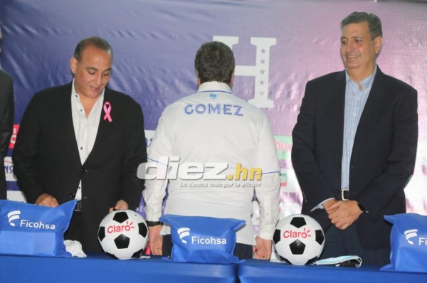 ¿Por qué se puso nervioso? Así fue la presentación del 'Bolillo' Gómez con la selección de Honduras