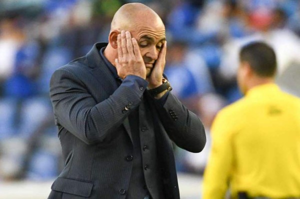 Cruz Azul destituye al técnico español Paco Jémez