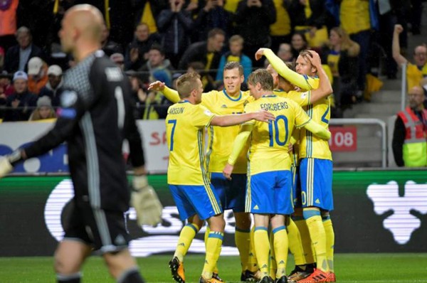 Suecia receta goleada de escándalo a Luxemburdgo y mete presión a Francia