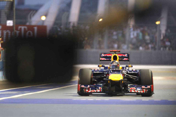 F1: Hamilton logra pole en Singapur.