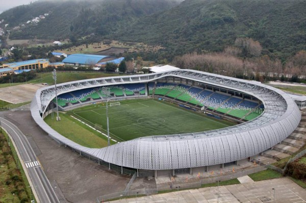 Los estadios más feos del Mundo, llamativos recintos deportivos
