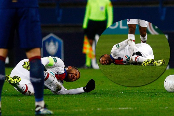 Alarma en el PSG: Neymar se va del campo antes de ser cambiado tras recibir varias faltas