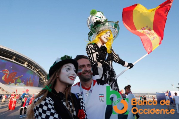 EL COLOR: El costoso regalo de CR7 a Georgina y la alegría de los uruguayos en Rusia