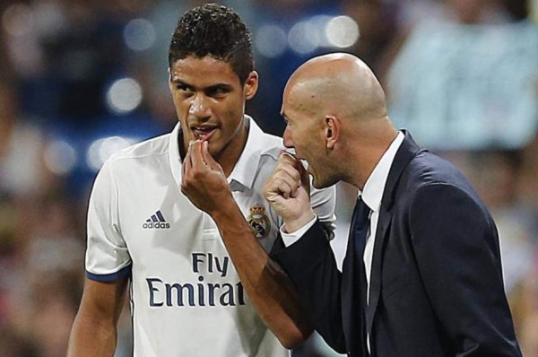 La peculiar respuesta de Varane cuando Zidane lo contactó para fichar con el Real Madrid