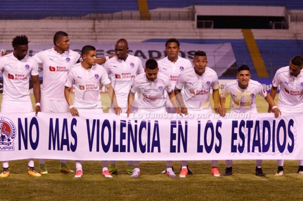 Olimpia limpia de tarjetas amarillas a seis jugadores previo al clásico con Motagua