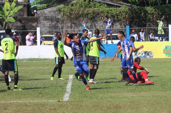 Futbolista del Victoria se quedó sin permiso en los Estados Unidos tras amistoso en New Orleans