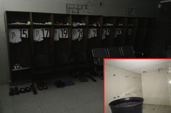 Con 'paila' se duchan los futbolistas en Venezuela al no tener agua potable