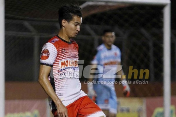 Capitán y titular: Marcelo Canales comanda el barco del Vida en aguas turbulentas