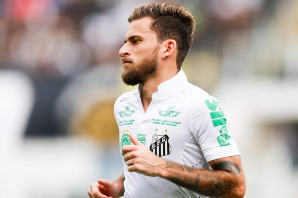 Lucas Lima rechazaría al Barcelona para renovar con el Santos