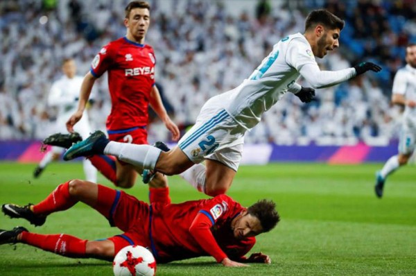 Real Madrid avanza a cuartos de final de la Copa del Rey con pobre imagen ante el Numancia