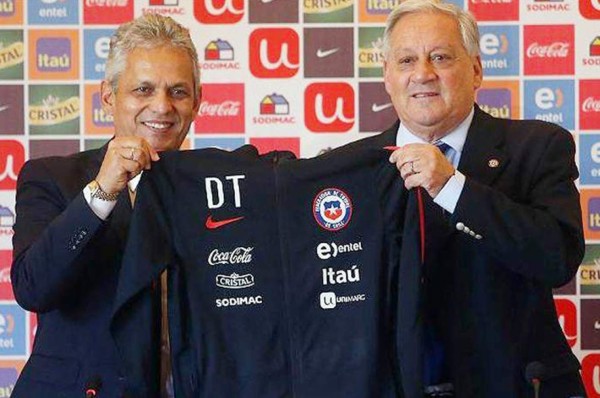 Los millones en premios que se embolsará el DT Reinaldo Rueda en Chile