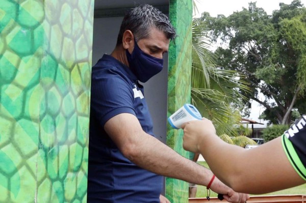 Diego Vázquez: 'Cuando son errores tan marcados es por distracciones mentales; puede ser por el síndrome FIFA'