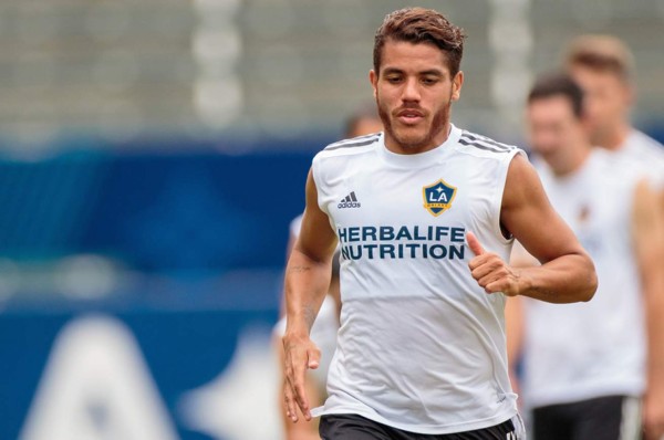 El mexicano Jonathan dos Santos se perderá el torneo de MLS por una hernia