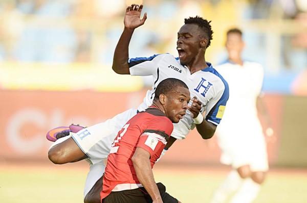 Alberth Elis y su impotencia, se falló cuatro claras en los dos partidos