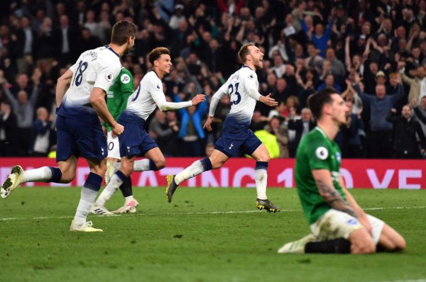 Eriksen rescata al Tottenham y consolida su tercer puesto en la Premier League