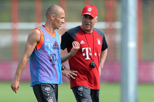 Robben se quejó de que su hijo entrenaba más intensamente que Ancelotti