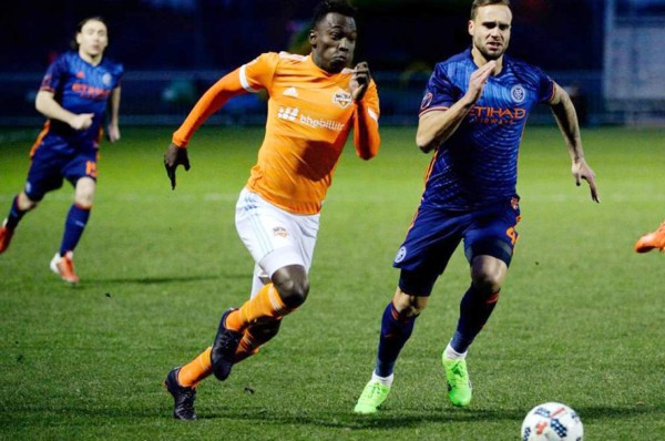 La MLS destaca al hondureño Alberth Elis como talento a seguir en el año