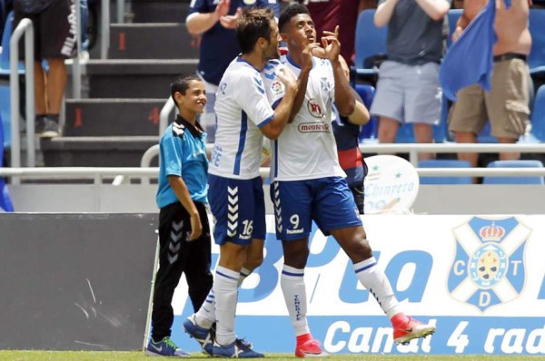 Oficial: 'Choco' Lozano no estará con Honduras ante México ni Panamá