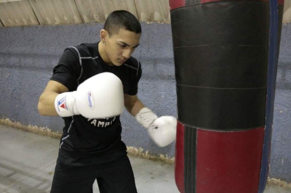 La historia de un campeón: ¿Qué tuvo que pasar para que Teófimo se metiera en la historia del boxeo a sus 23 años?