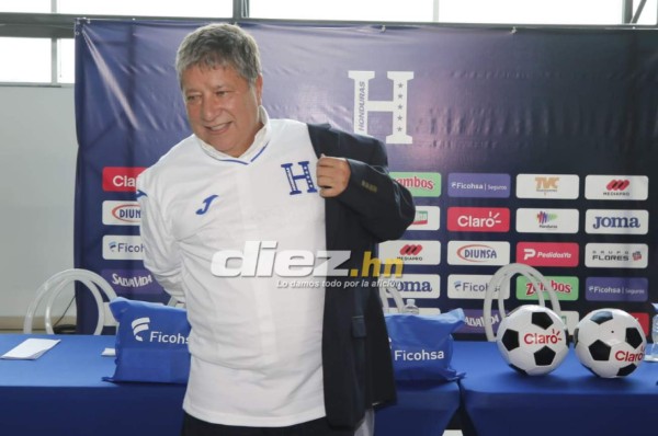 ¿Por qué se puso nervioso? Así fue la presentación del 'Bolillo' Gómez con la selección de Honduras