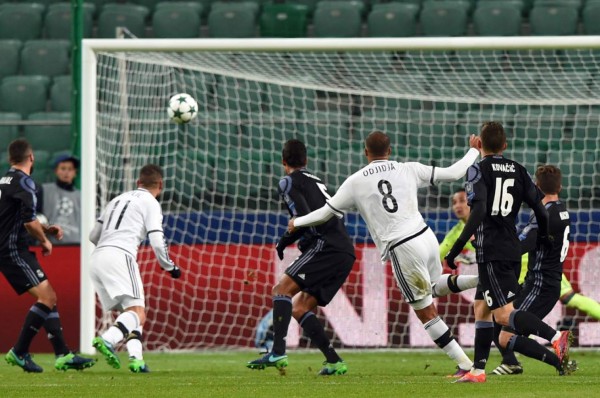 ¡EL GO-LA-ZO que le anotó el Legia al Real Madrid!