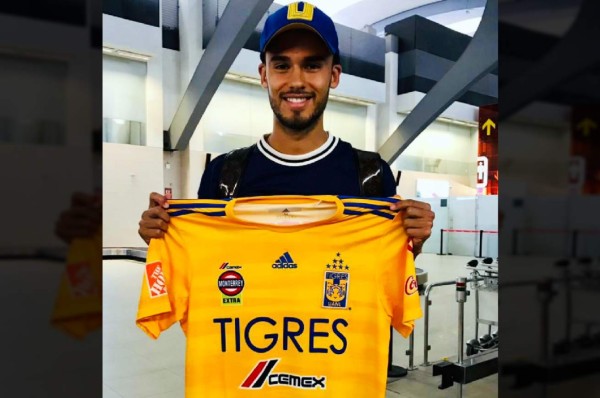 El defensor Diego Reyes aterriza en Monterrey para sellar su ficha con Tigres